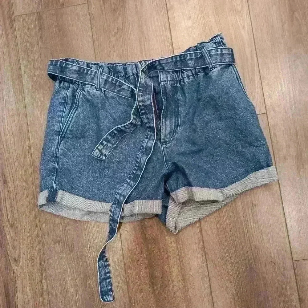 Garage shorts